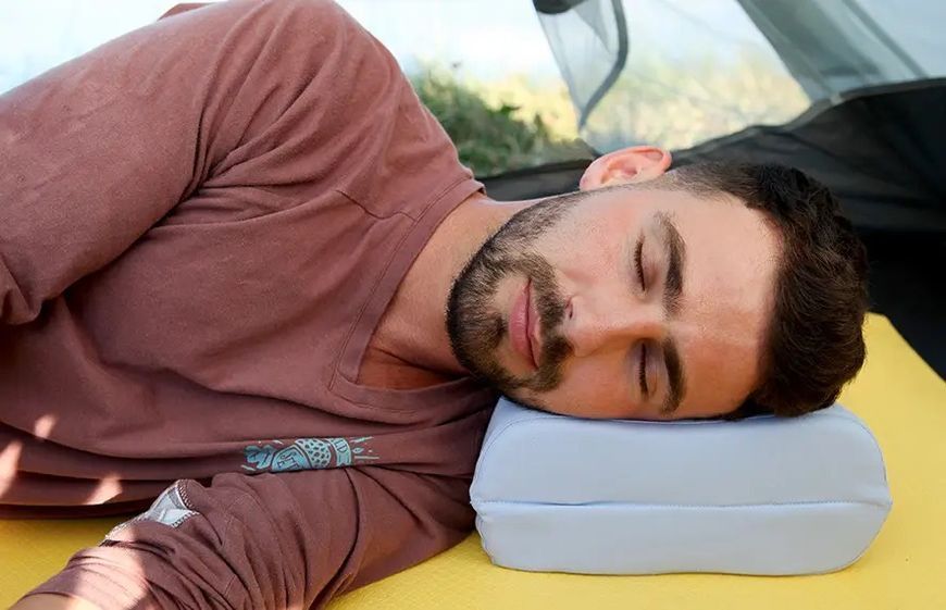 Похідна компактна ортопедична подушка для сну Travel Pillow Correct Shape&reg; розмір ХL хакі CS-1011-Hk фото